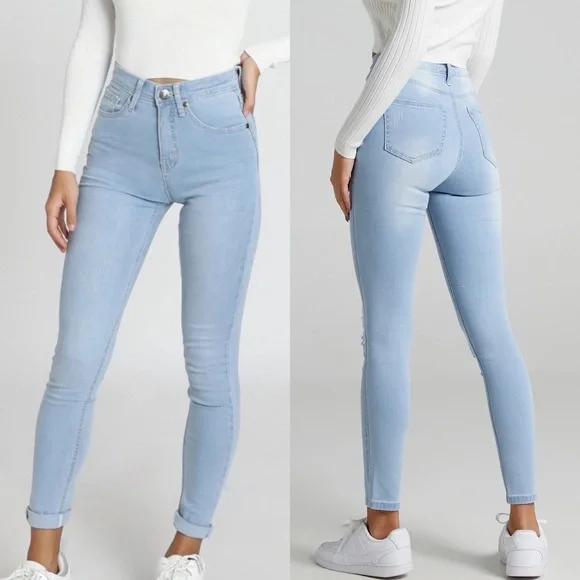 Showpo Christina Skinny Jeans in Light Wash Denim - Picture 7 of 13